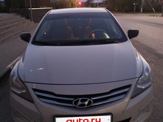 2015 Hyundai Solaris I Рестайлинг, бежевый, 760000 рублей, вид 1