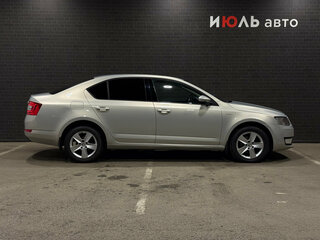 2015 Skoda Octavia III (A7), серебристый, 1390000 рублей, вид 4