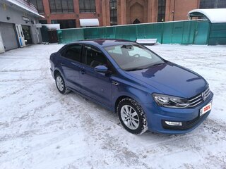 2020 Volkswagen Polo V Рестайлинг, синий, 1350000 рублей, вид 1