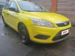 2008 Ford Focus II Рестайлинг, жёлтый, 330000 рублей, вид 2