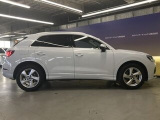 2022 Audi Q3 35 TFSI II (F3), чёрный, 1900000 рублей, вид 3