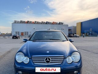 2005 Mercedes-Benz C-Класс 230 II (W203) Рестайлинг, синий, 670000 рублей, вид 4