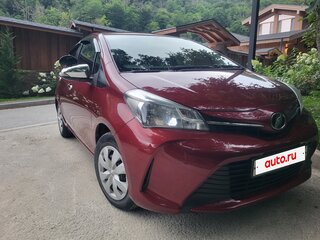 2014 Toyota Vitz III (XP130) Рестайлинг, пурпурный, 720000 рублей, вид 1
