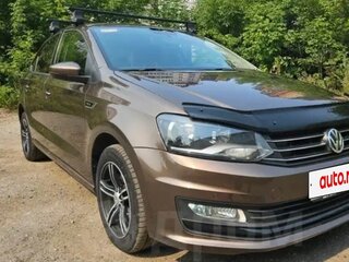 2018 Volkswagen Polo V Рестайлинг, коричневый, 1100000 рублей, вид 3