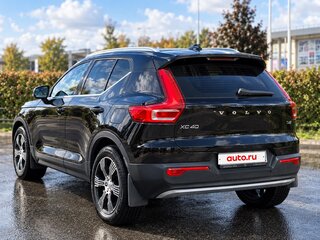 2021 Volvo XC40 I, чёрный, 3200000 рублей, вид 2