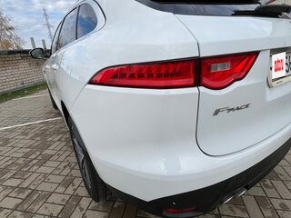 2016 Jaguar F-Pace I, белый, 2500000 рублей, вид 2
