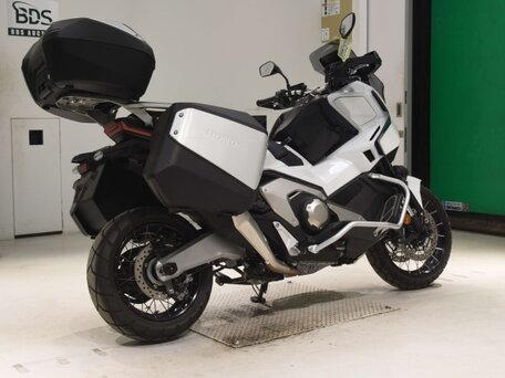 2025 Honda X-ADV, белый, 1553000 рублей, вид 4