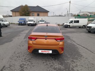 2017 Kia Rio IV, оранжевый, 1050000 рублей, вид 3