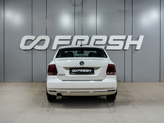 2019 Volkswagen Polo V Рестайлинг, белый, 1429000 рублей, вид 4