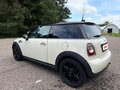 2012 Mini Hatch Cooper II (R56) Рестайлинг, белый - вид 10