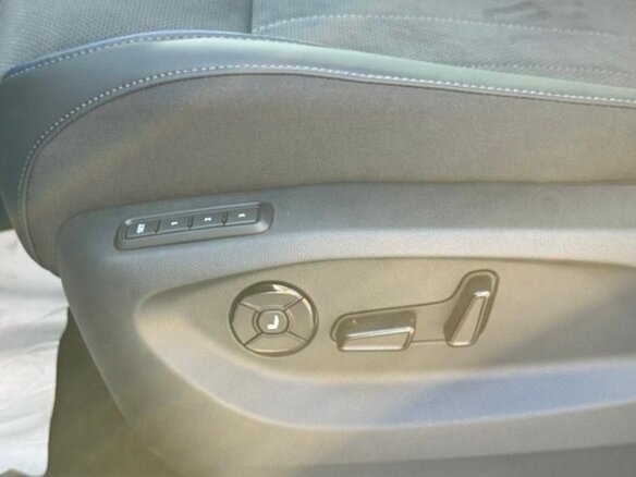 2025 Volkswagen Tiguan L Pro III (China Market), чёрный, 4899700 рублей - вид 17
