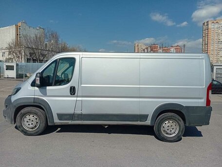 2017 Peugeot Boxer, серебристый, 2000000 рублей, вид 2