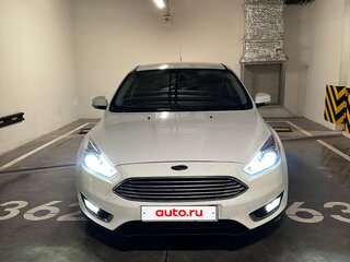 2016 Ford Focus III Рестайлинг, белый, 750000 рублей, вид 1