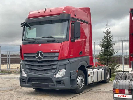 2020 Mercedes-Benz Actros, красный, 4850000 рублей, вид 1