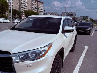2014 Toyota Highlander III (XU50), белый, 2790000 рублей, вид 2