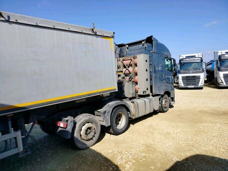 2019 Volvo FH, синий, 6856800 рублей, вид 3