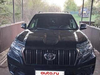 2022 Toyota Land Cruiser Prado 150 Series Рестайлинг 3, чёрный, 8000000 рублей, вид 1