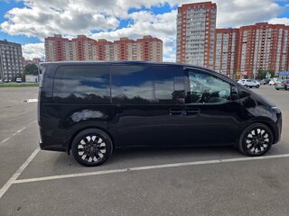 2023 Hyundai Staria I, чёрный, 6600000 рублей, вид 5