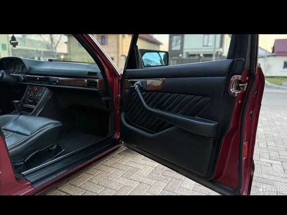 1991 Mercedes-Benz S-Класс 300 II (W126) Рестайлинг, красный, 1049000 рублей - вид 16