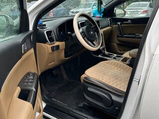 2019 Kia Sportage IV Рестайлинг, белый, 2350000 рублей, вид 5