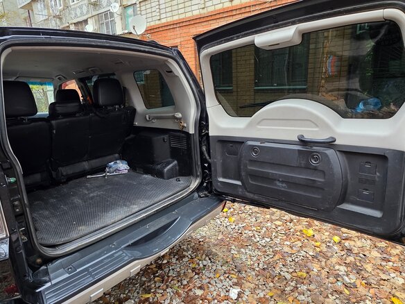 2012 Mitsubishi Pajero IV Рестайлинг 1, чёрный, 1600000 рублей - вид 15