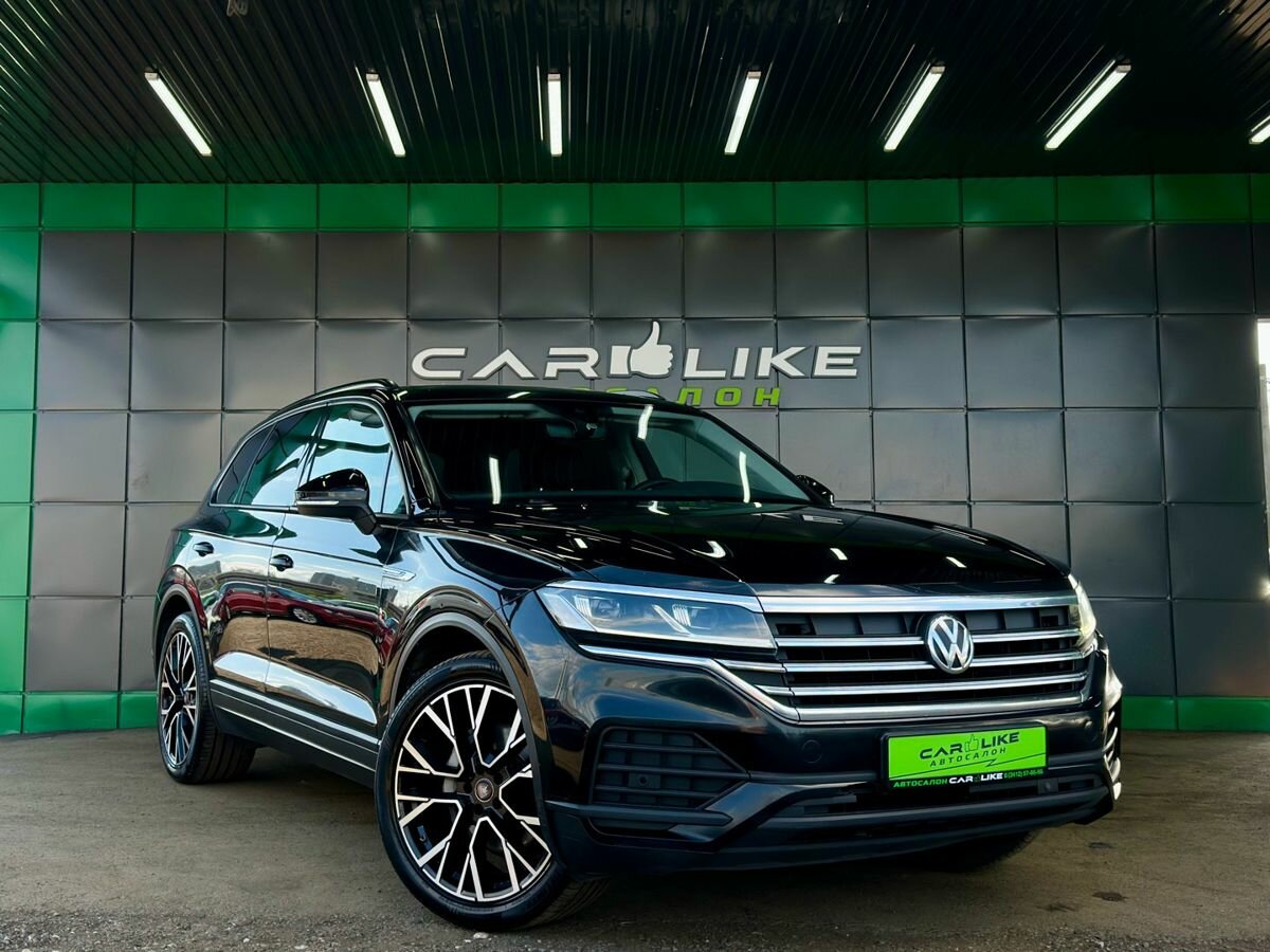 Открыть фотографии: Volkswagen Touareg III