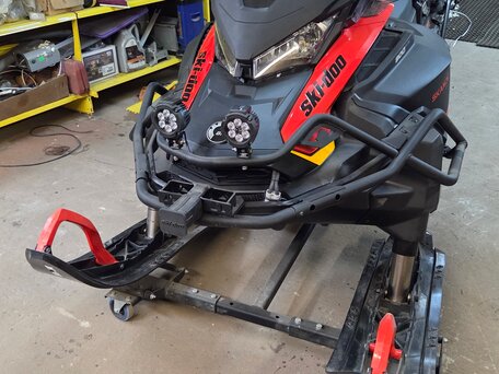 2021 BRP Ski-Doo Skandic LE 900 ACE, красный, 3100000 рублей, вид 3
