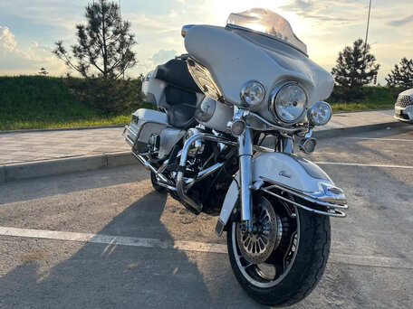 2008 Harley-Davidson Electra Glide, белый, 905000 рублей, вид 1