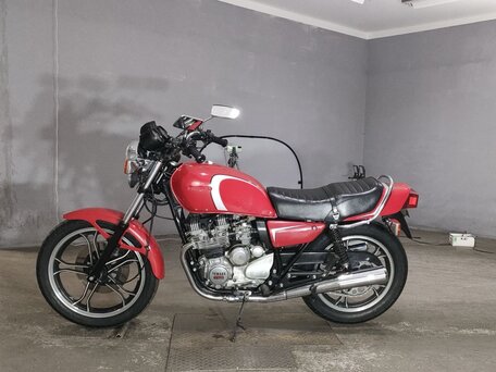 2022 Yamaha XJ550, красный, 616000 рублей, вид 2