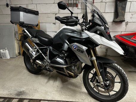 2015 BMW R 1200 GS, серебристый, 950000 рублей, вид 1