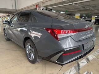 2023 Hyundai Avante VII Рестайлинг, чёрный, 1494001 рублей, вид 3