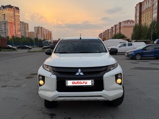 2021 Mitsubishi L200 V Рестайлинг, белый, 1700000 рублей, вид 1