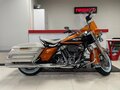 2023 Harley-Davidson Electra Glide, оранжевый - вид 8