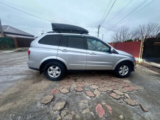 2010 SsangYong Kyron 6-speed I Рестайлинг, серебристый, 950000 рублей, вид 4