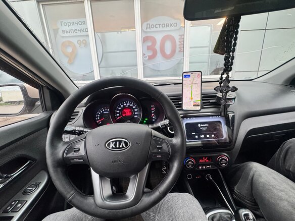 2012 Kia Rio 5-speed III, бежевый, 950000 рублей - вид 4