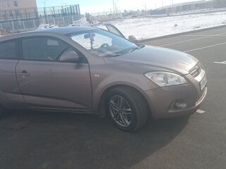 2008 Kia Ceed I, бежевый, 680000 рублей, вид 3
