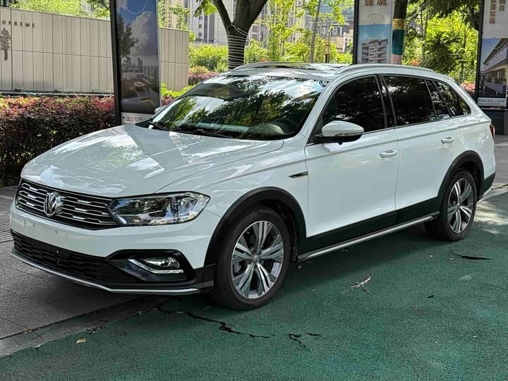 Открыть фотографии: Volkswagen C-Trek
