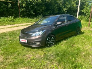 2015 Kia Rio III Рестайлинг, коричневый, 1200000 рублей, вид 1
