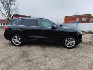 2010 Porsche Cayenne Diesel II (958), чёрный, 2250000 рублей, вид 5