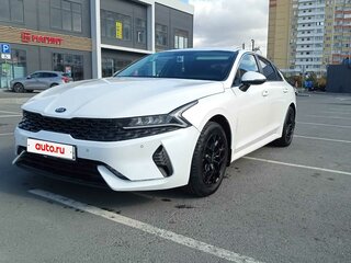 2021 Kia K5 III, белый, 2310000 рублей, вид 2