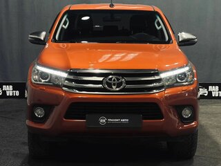 2018 Toyota Hilux VIII, оранжевый, 3620000 рублей, вид 2