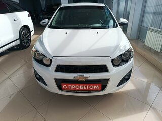 2013 Chevrolet Aveo II, белый, 569000 рублей, вид 2