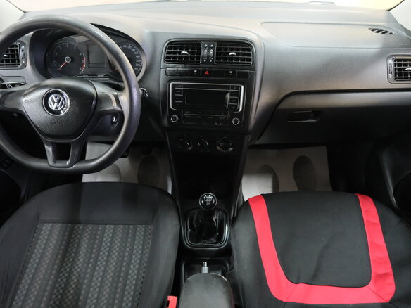 2019 Volkswagen Polo V Рестайлинг, коричневый - вид 13