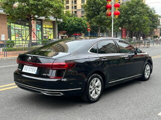 2022 Volkswagen Passat B8 Рестайлинг, чёрный, 1737000 рублей, вид 4