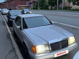 1988 Mercedes-Benz W124 230, серый, 260000 рублей, вид 4