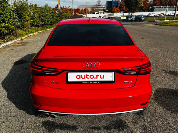 2018 Audi A3 III (8V) Рестайлинг, красный - вид 8