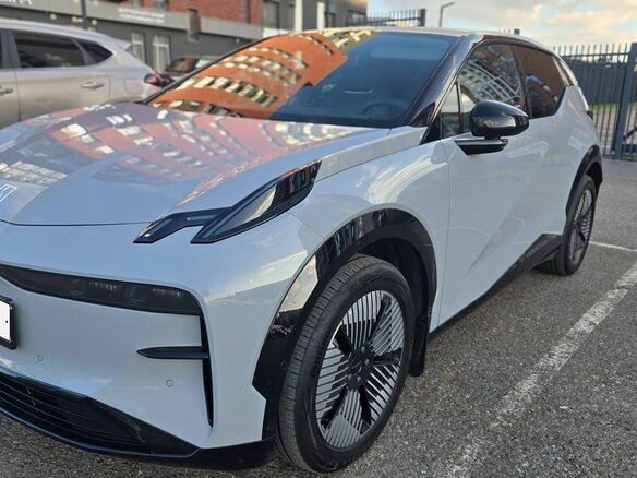 2023 Zeekr X I, серый - вид 10