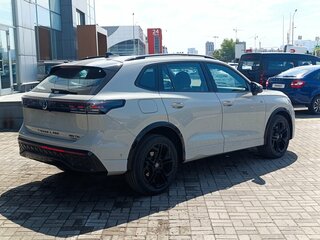 2026 Volkswagen Tiguan L Pro III (China Market), белый, 5150000 рублей, вид 5