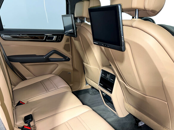 2020 Porsche Cayenne III, серый, 5970000 рублей - вид 15
