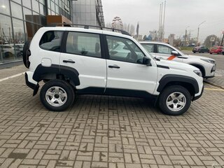 2026 Lada (ВАЗ) Niva Travel I Рестайлинг, белый, 1603000 рублей, вид 5